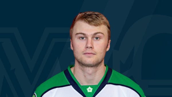 ZERTER-GOSSAGE, SAVAGE JOIN MARINERS TRAINING CAMP