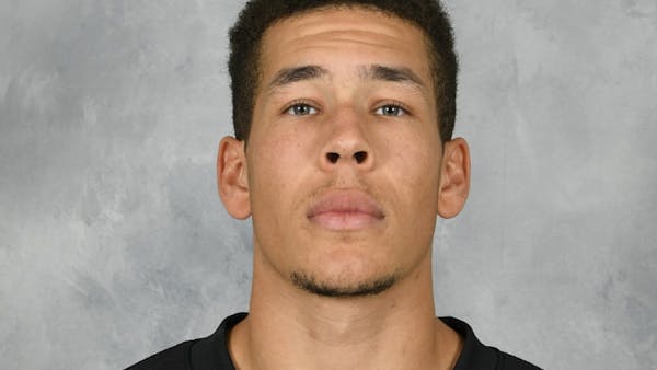 FORMER PORTLAND PIRATE RACINE SIGNS WITH MARINERS