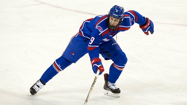 MARINERS ADD UMASS LOWELL FORWARD MASTER