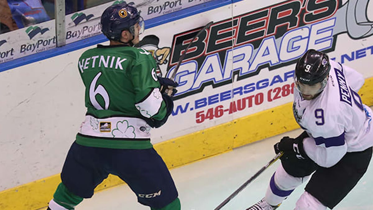 Hetnik To Continue Career With Norfolk