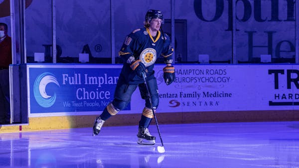 Forward Noah Corson Called Up To Chicago Wolves