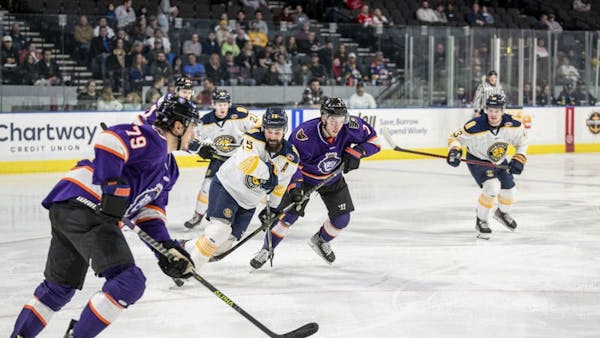 Admirals Have Strong Second Period, Fall To Reading