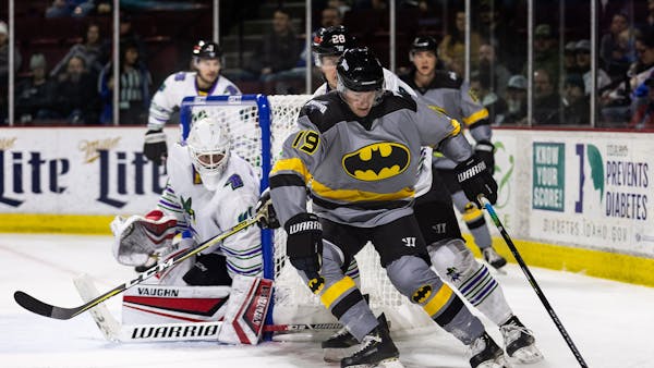 PARKS STOPS 49 AS RUSH TAKE SERIES AGAINST IDAHO