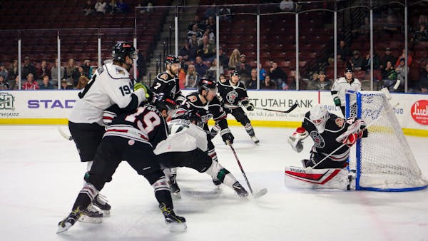 GRIZZLIES TAKE GAME ONE OF WEEKEND SERIES