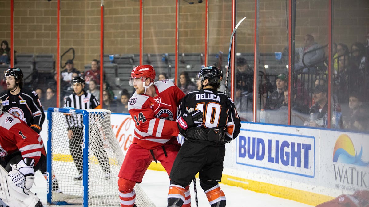 RUSH TAKE OUT MAVERICKS, 5-4