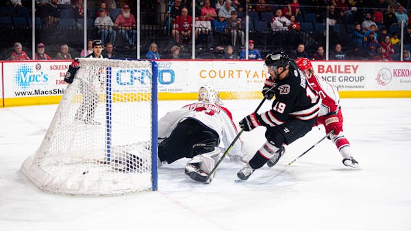 RUSH DROP AMERICANS IN GAME 4, 4-1