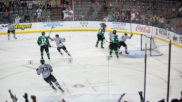 PARIK, RUSH, BLANK GRIZZLIES, 3-0