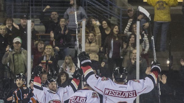 WESELOWSKI RETURNS FOR SIXTH SEASON
