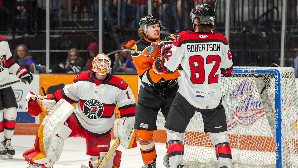 RAPID CITY EDGED OUT BY FORT WAYNE, 4-3