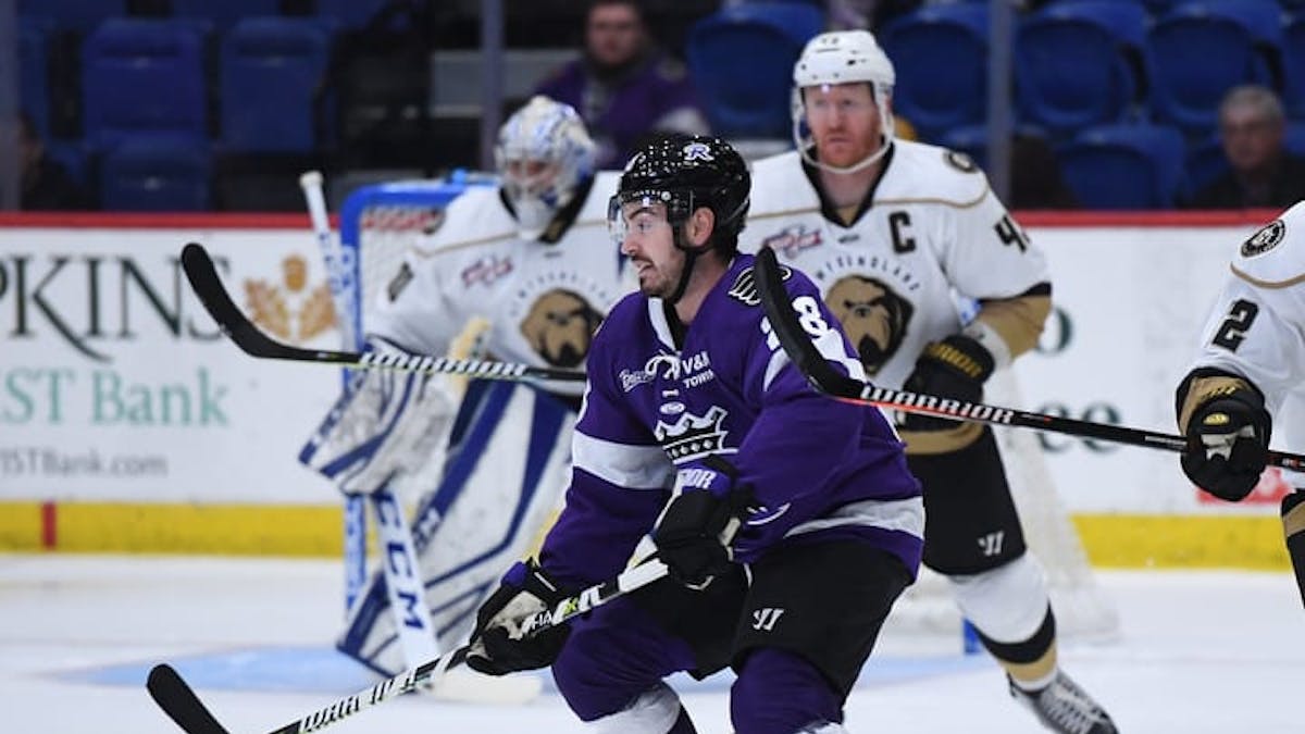 League-leading F Cuddemi signs PTO with Laval