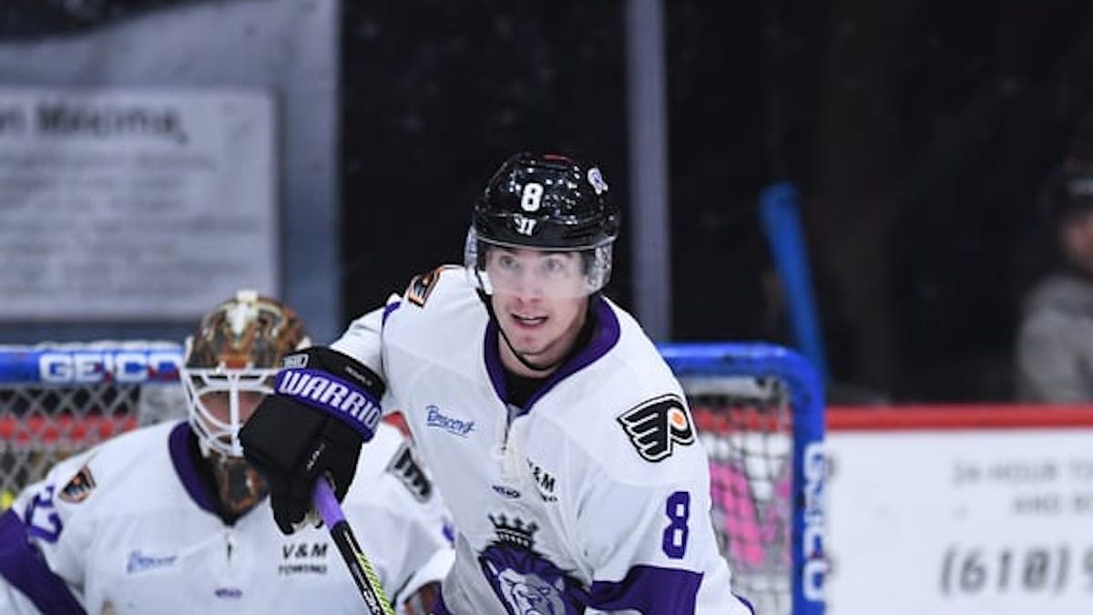 Defensemen Drake and Knodel recalled by Phantoms