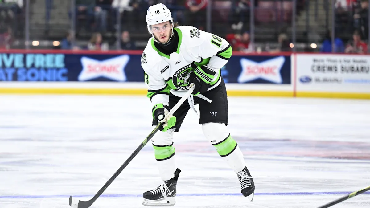 Ghost Pirates Win Eighth Straight, Defeat Stingrays 5–1