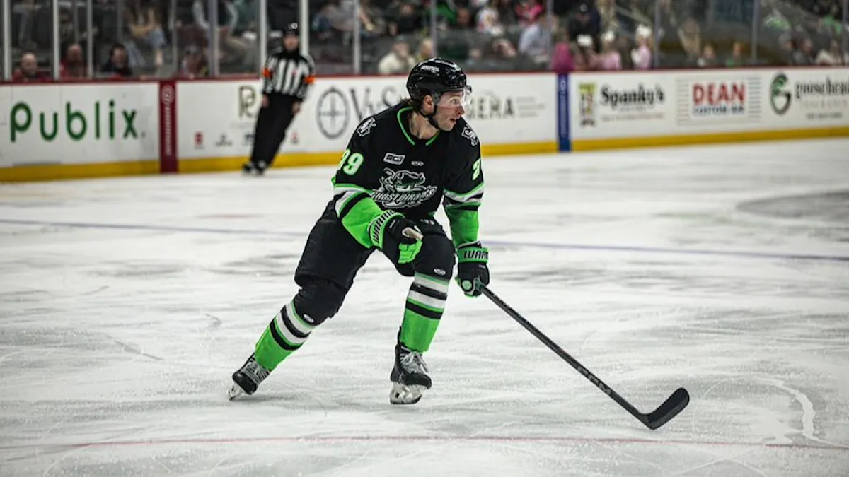Ghost Pirates Win Fourth Straight with 4–2 Victory Over Everblades