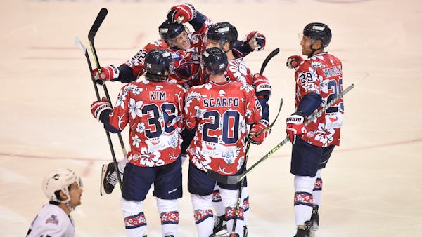 Kim Records Three Points in Stingrays Victory over the Icemen