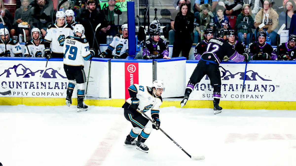 Knight Monsters Close Rivalry Against Grizzlies with 4-1 Road Victory