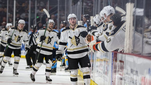 Nailers Spike Toledo, 7-2