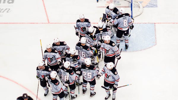 Nailers Extend Qualifying Offers to Eight Players