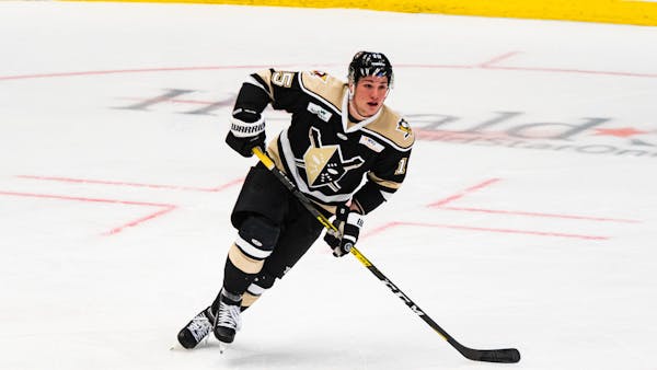 Nailers Re-Sign Shaw Boomhower