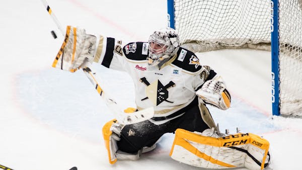 Sean Maguire Named CCM ECHL Goaltender of the Week