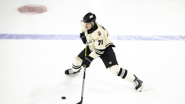 Nailers Sign Bogdans Hodass