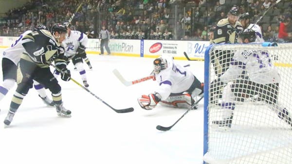 Royals Sneak Past Nailers in Overtime