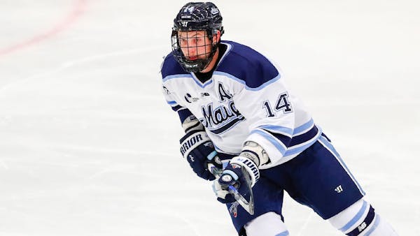 Nailers Sign Cedric Lacroix