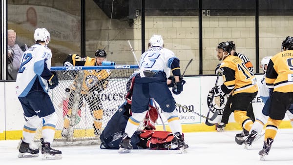 Walleye Edge Nailers in Front of Sellout Crowd