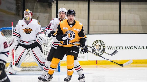 Nailers Re-Sign Nick Saracino