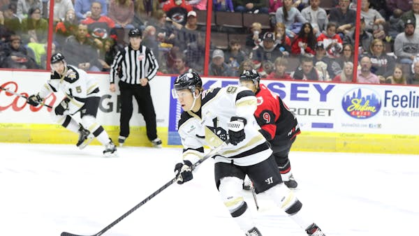 Cyclones Blank Nailers, 4-0