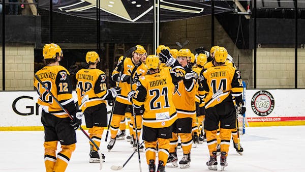 Nailers Extend Qualifying Offers to Six Players