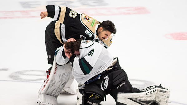Nailers Pound Grizzlies, 6-1