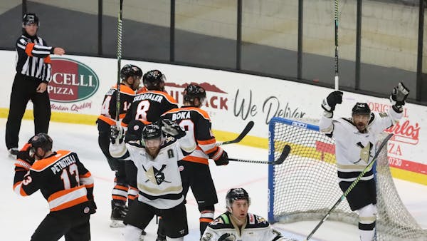 Nailers Comeback Nets One Point Against Komets