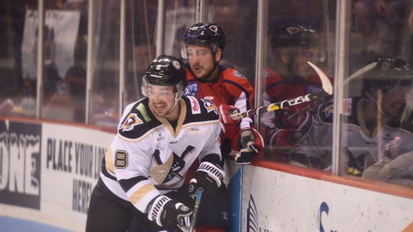 Stingrays Keep Pace in Playoff Race with 3-1 Win