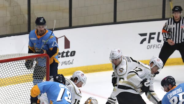 Nailers Battle Hard, but Komets Prevail on Banner Night