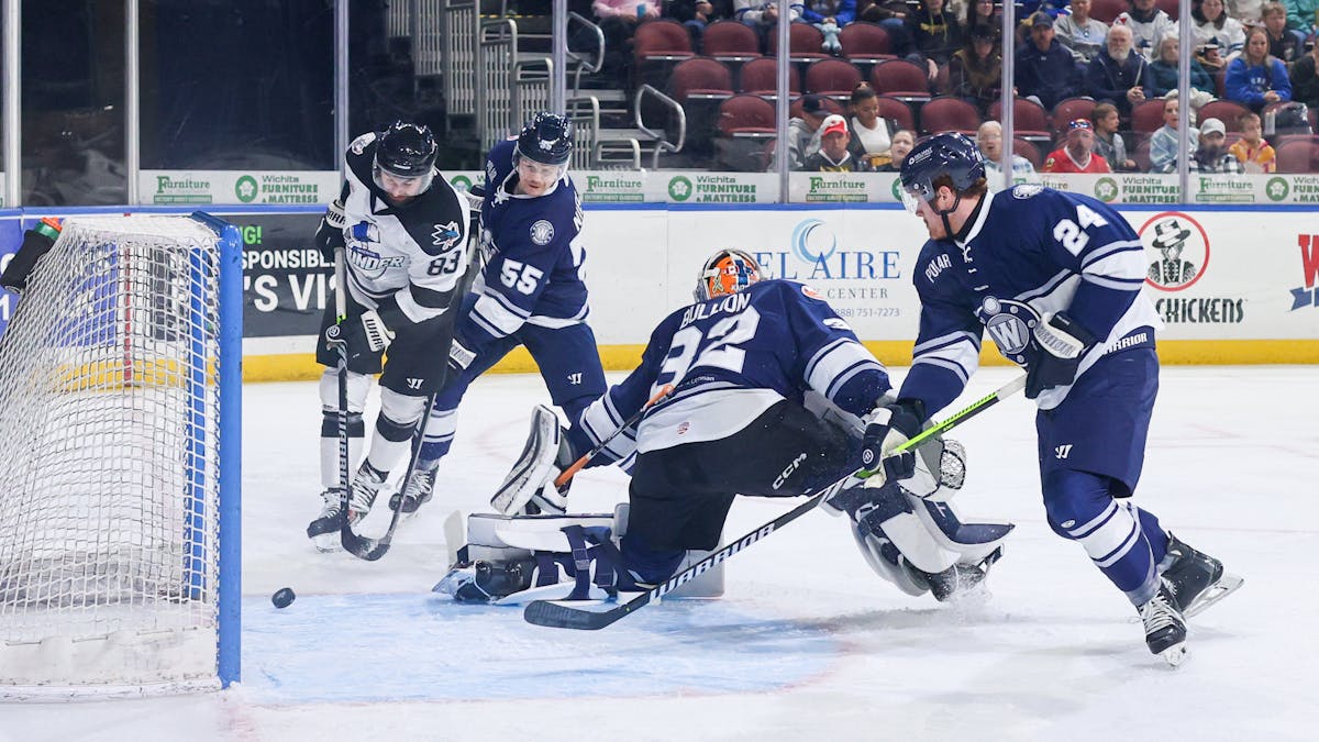 Thunder Falls to Railers on Teddy Bear Toss Night