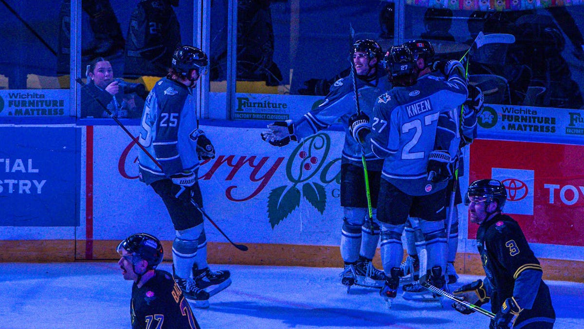 Thunder Opens 2025 With Shutout Win Over Heartlanders