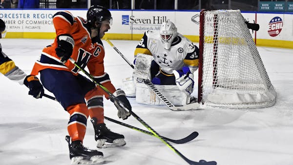 Admirals Take Final Matchup Against Worcester, 6-2