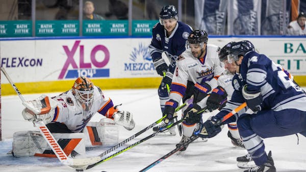Railers Fall in School Day Game 2-1 to Royals