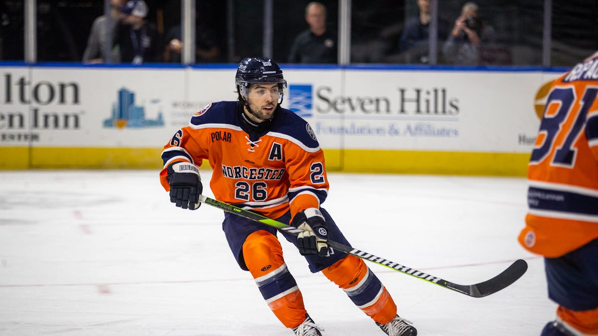 WORCESTER DROPS SCHOOL DAY GAME 4-1 TO STINGRAYS