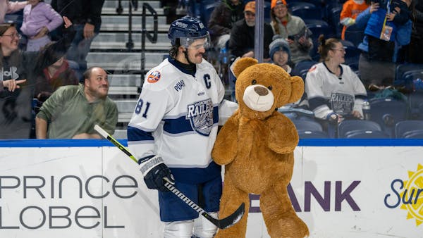 CALLIN SCORES TEDDY BEAR TOSS GOAL IN 4-3 OVERTIME LOSS TO NORFOLK