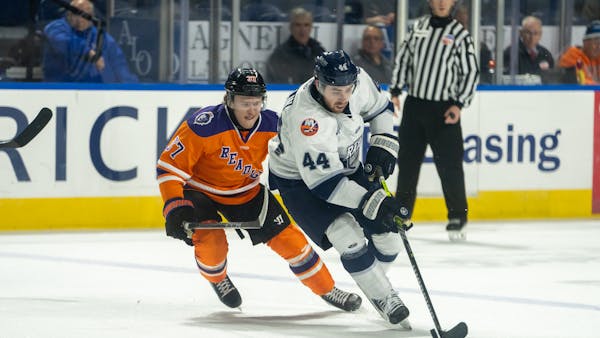 WORCESTER DROPS WEDNESDAY GAME 5-2 TO READING
