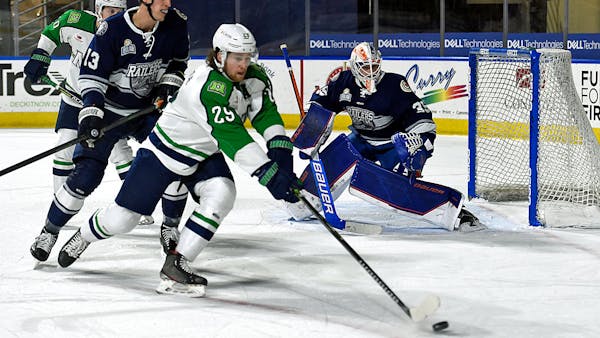 Ken Appleby Makes 37 Saves in 4-2 Victory Over Maine